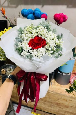 Bó hoa baby nhỏ xinh, đơn giản mà dễ thương, mang nét trong sáng và tinh khôi.