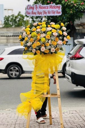 Lẵng hoa khai trương màu sắc sang trọng, giao nhanh trong ngày bởi shop hoa tươi Quốc Oai