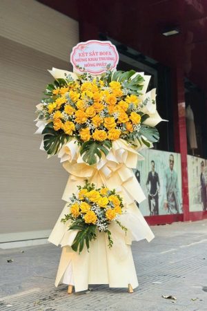 Kệ hoa chúc mừng tông vàng
