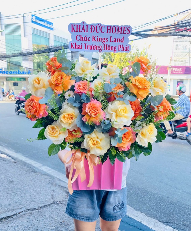Giỏ hoa tươi khai trương tại Phước Long, Bình Phước