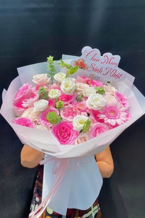Ảnh hoa sinh nhật đẹp ở Bảo Lâm, phối màu nhẹ nhàng, phù hợp với mọi lứa tuổi.