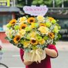 Giỏ hoa tặng mẹ ngày đặc biệt – món quà ý nghĩa tại shop hoa Cỏ May Phù Cừ.