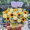 Cửa hàng hoa tươi Đức Huệ Long An, đa dạng mẫu hoa: hồng, lan, ly, baby, hướng dương,… phù hợp mọi nhu cầu.