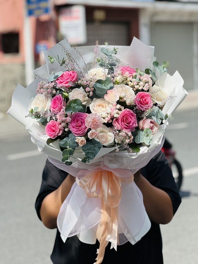 Cửa Hàng Hoa Tươi Phường Long Trường TPHCM
