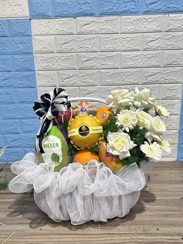Giỏ trái cây Sài Gòn kính lễ
